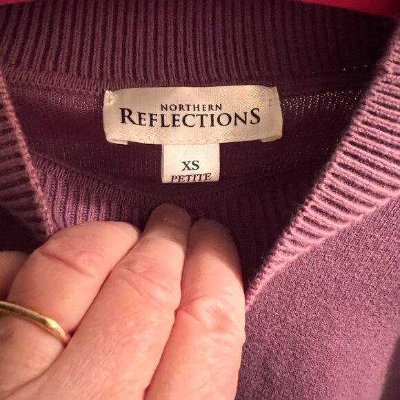 Northern Reflectins Plum/Pink Mockneck - Picture 3 of 4